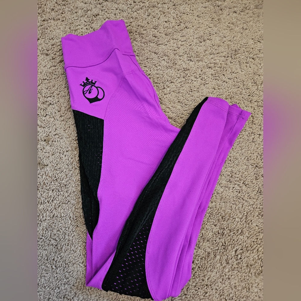 Booty Queen Apparel Leggings